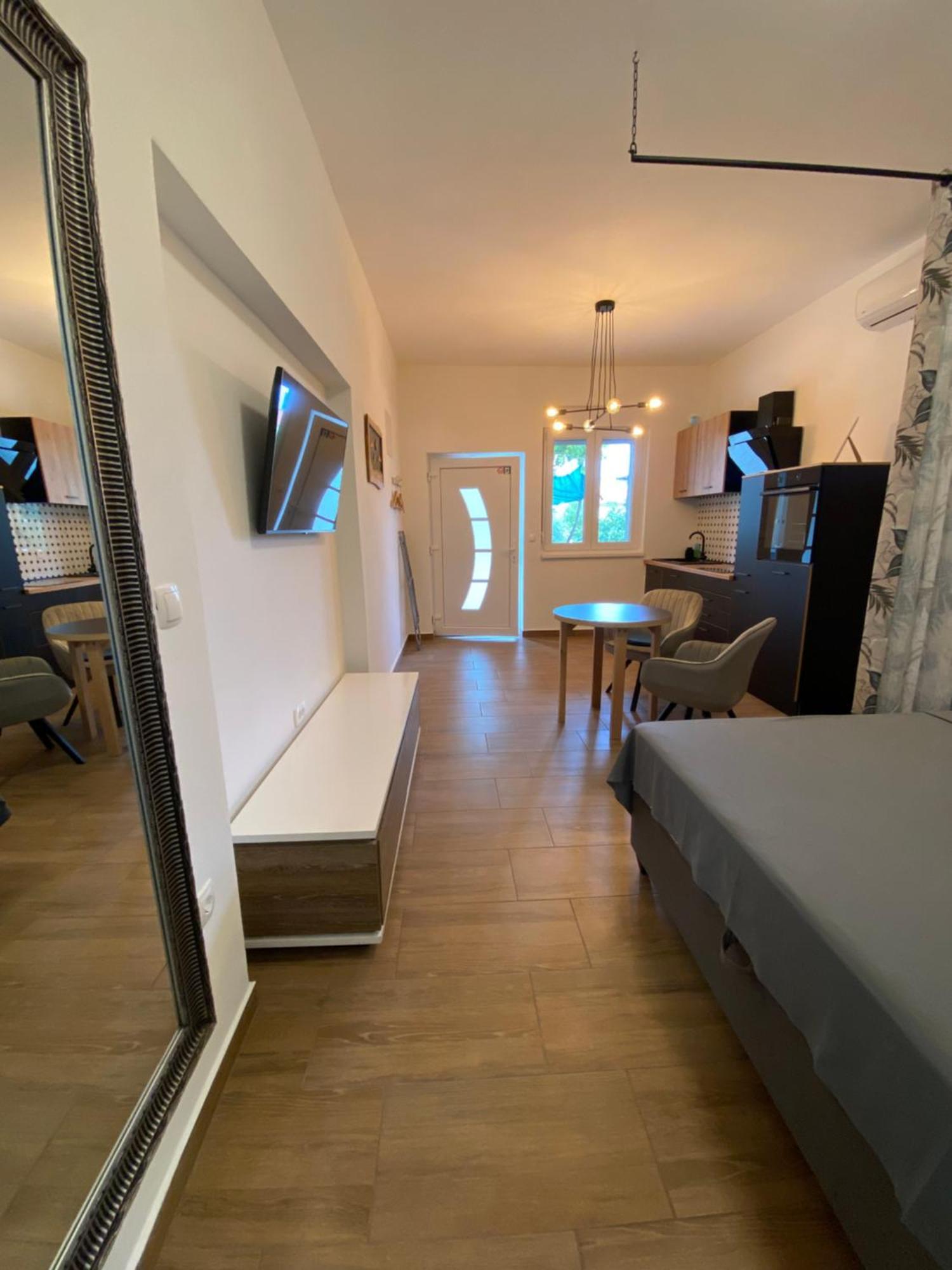 The Oasis Apartment