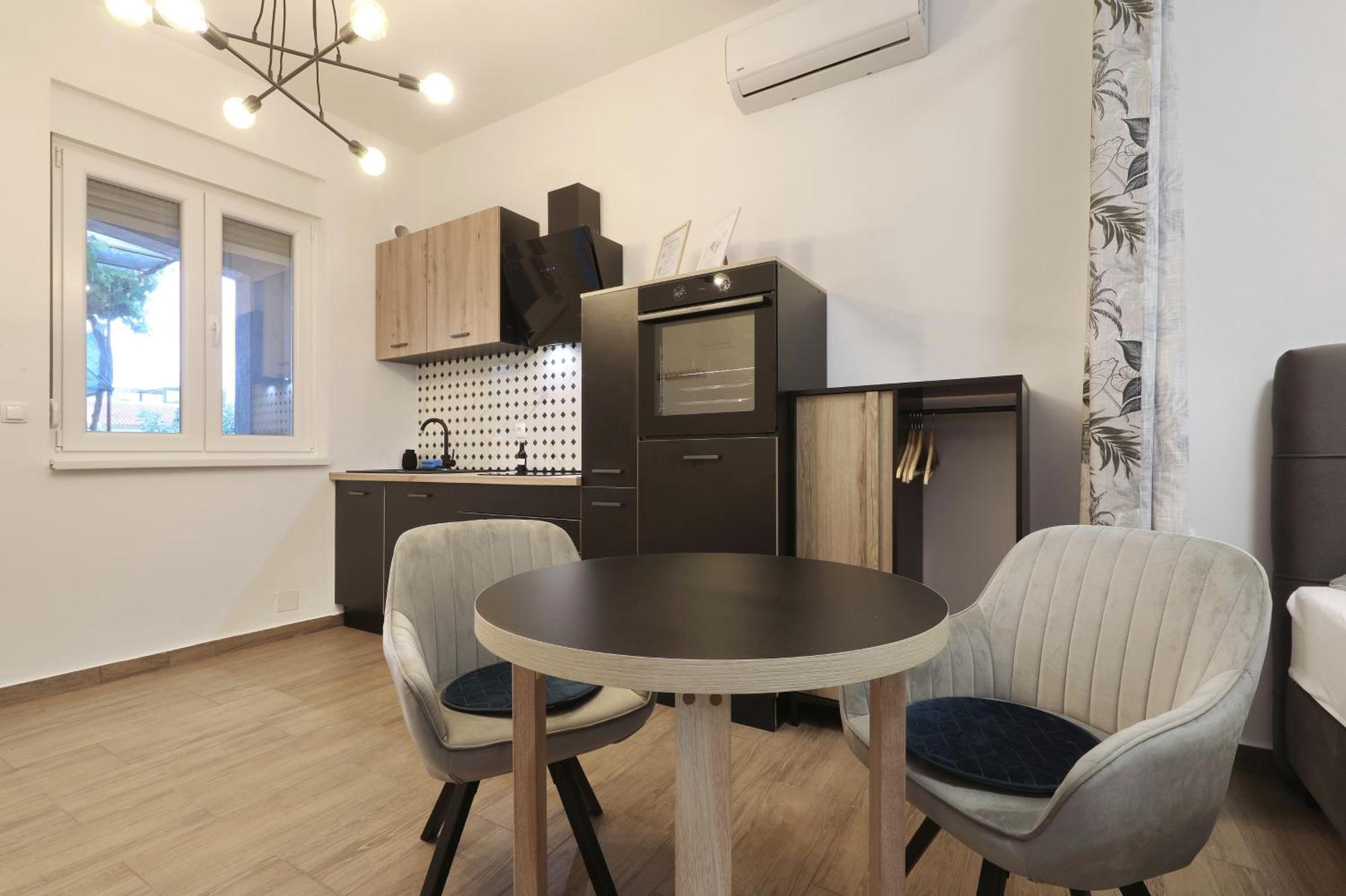 The Oasis Apartment *